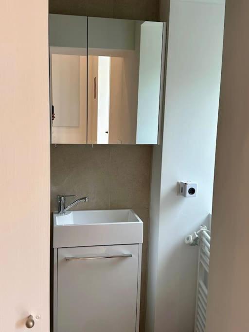"Die Wohnung Neben Der Stadthalle" Graz Bagian luar foto